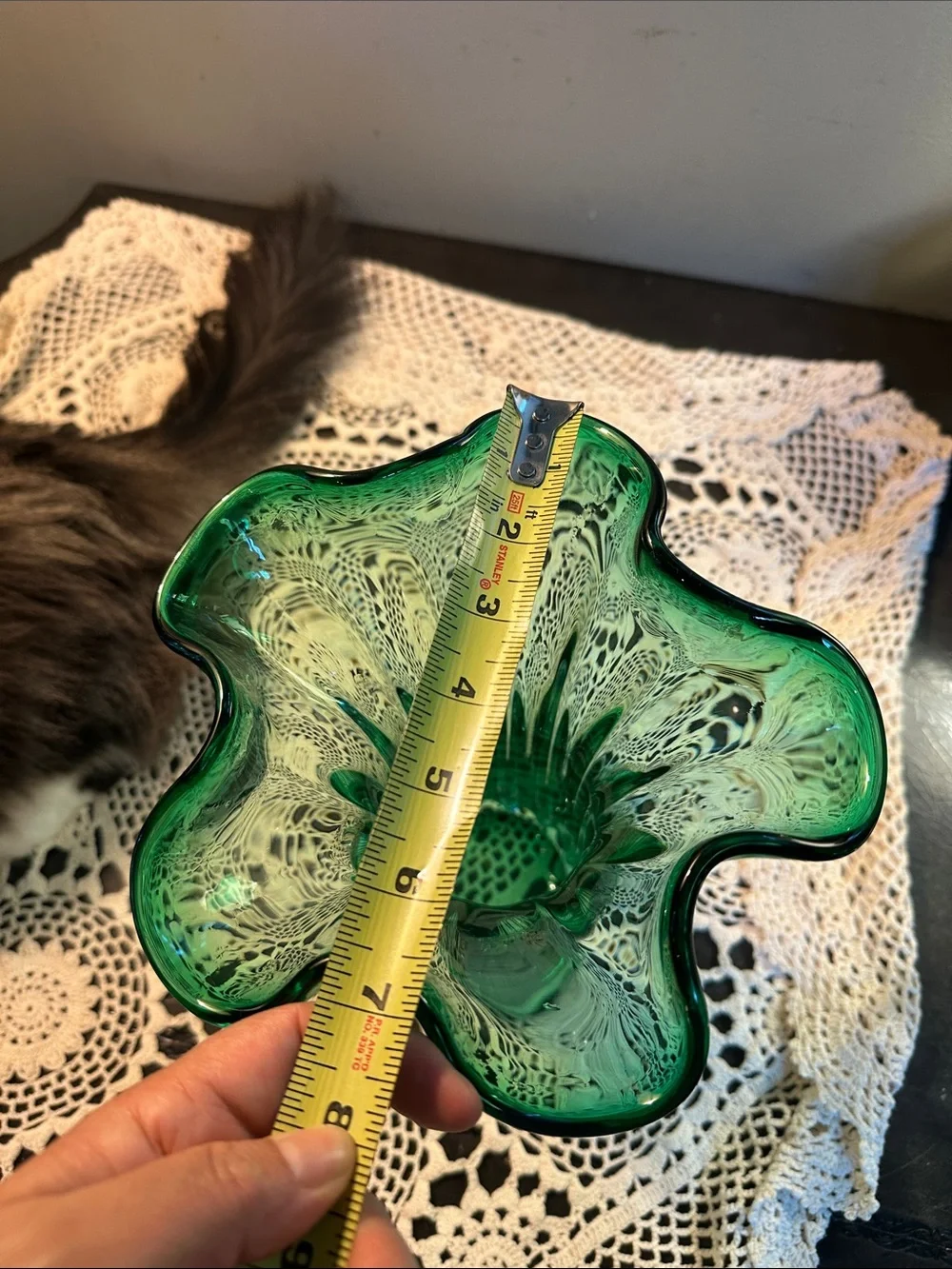 Vintage Green Art Glass Ruffled Vase - Unbranded